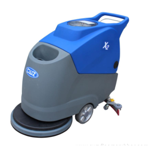 Automatic gym floor cleaning scrubbing machine